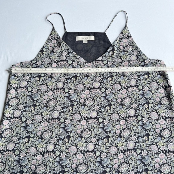 LOFT large spaghetti strap floral top - Picture 5 of 7